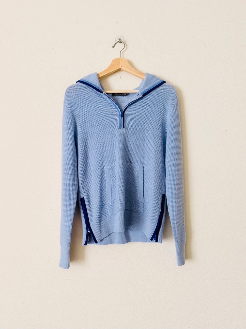 G/FORE SMALL wool waffle knit stitch hooded quarter zip sweater in ice blue